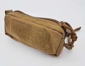 Mini Tasca coyote con moschettone e strap per cintura