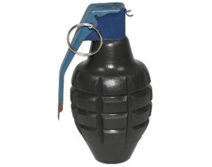 Bomba a mano MK2 americana verde in legno (da decorazione)