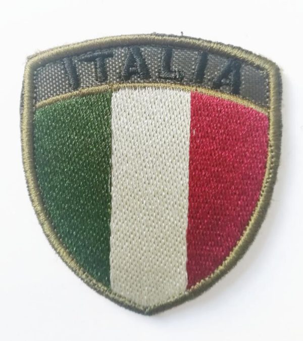 Ricamo scudetto Italia bassa visibilità