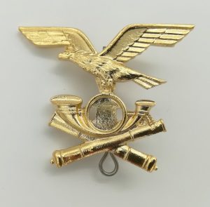 Fregio cappello alpino norvegese in metallo dorato art