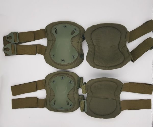 Set Ginocchiere gomitiere con protezioni in plastica verde