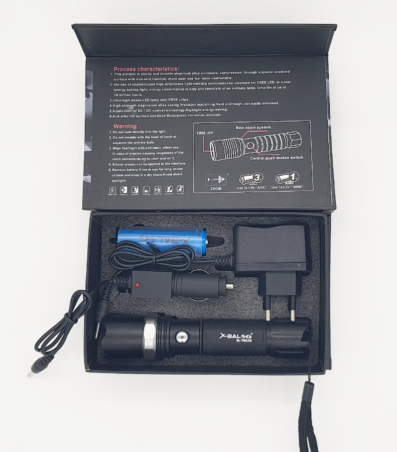 Torcia ad alta luminosità in allumino, 5000 lumen con zoom