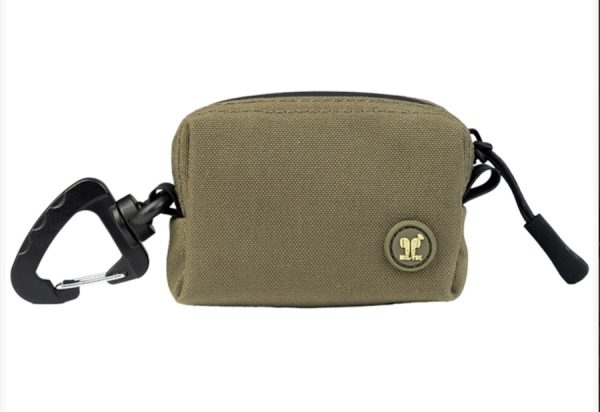 Custodia per auricolari impermebile di colore verde  MIL-TEC Custodia per auricolari impermebile di colore verde MIL-TEC