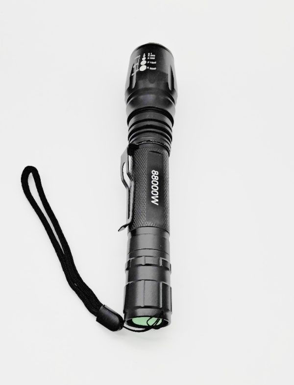 Torcia led ricaricabile con zoom