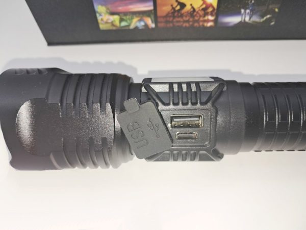 Torcia in alluminio aeronautico ad alta luminosità multifunzione
