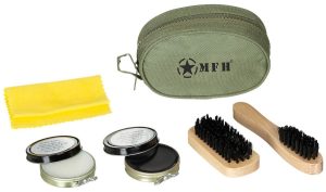 Set completo per la pulizia delle scarpe Set completo per la pulizia delle scarpe